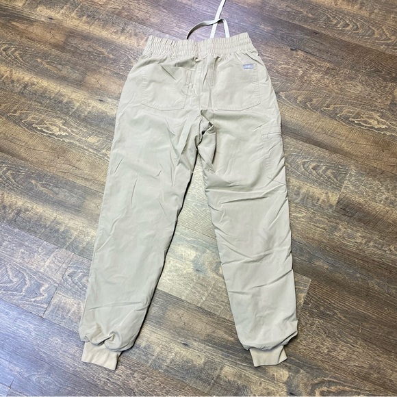 FIGS Zamora Fionlite Jogger Scrub Pants Women XS Light Oak Mesh Lined - Picture 8 of 10